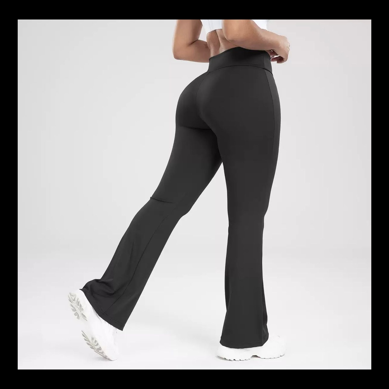 licra acampanada negra talla M 3